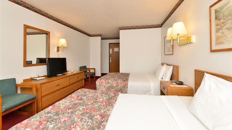 Americas Best Value Inn and Suites Room