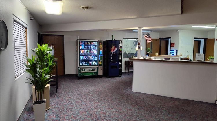 Americas Best Value Inn and Suites Lobby