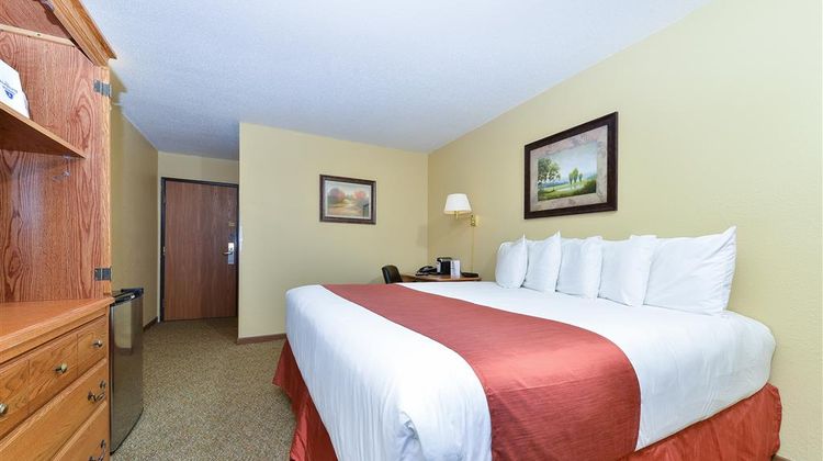 Americas Best Value Inn Room