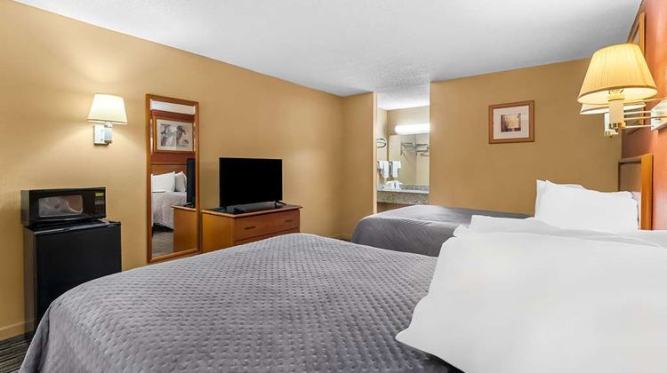 Americas Best Value Inn Room