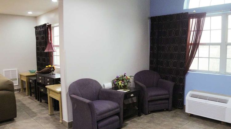 Americas Best Value Inn Lobby