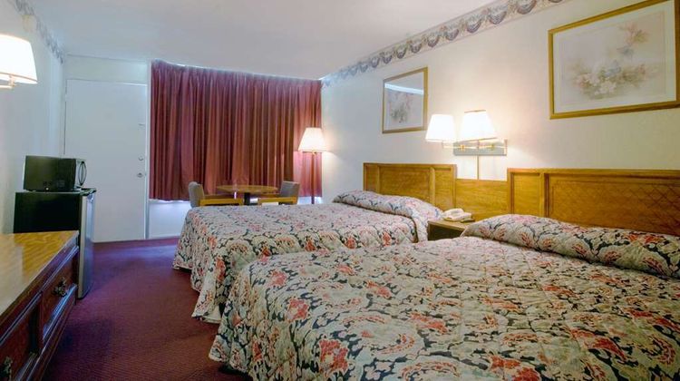 Americas Best Value Inn Room