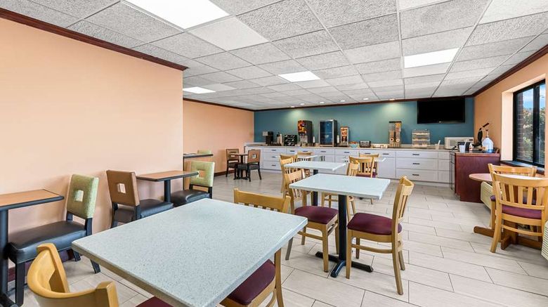 <b>Americas Best Value Inn Restaurant</b>. Images powered by <a href="https://iceportal.shijigroup.com/" title="IcePortal" target="_blank">IcePortal</a>.