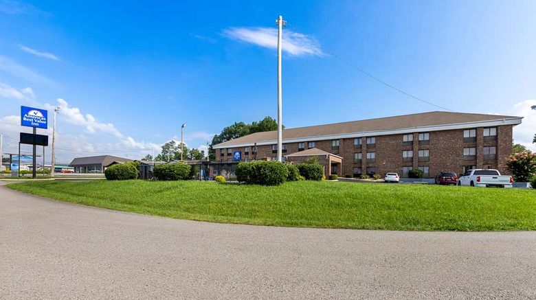 <b>Americas Best Value Inn Exterior</b>. Images powered by <a href="https://iceportal.shijigroup.com/" title="IcePortal" target="_blank">IcePortal</a>.