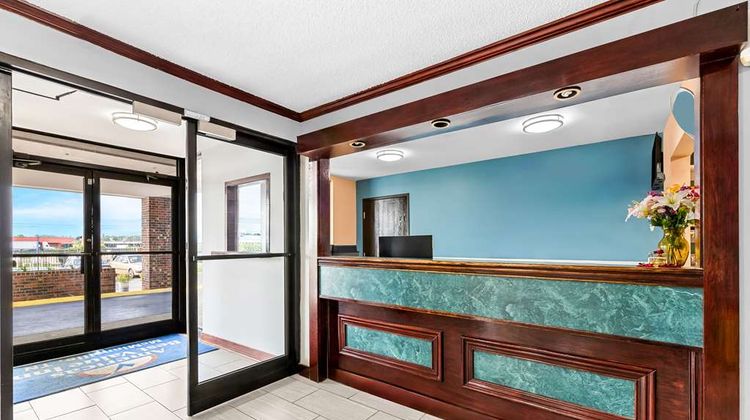 Americas Best Value Inn Lobby