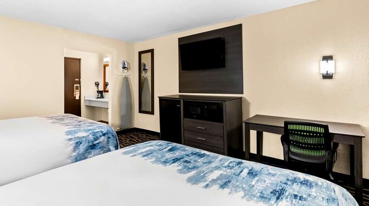 Americas Best Value Inn Room