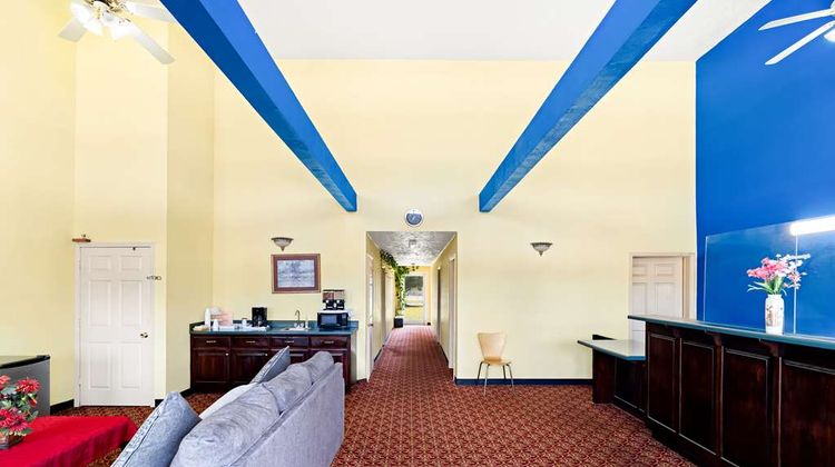 Americas Best Value Inn & Suites Lobby