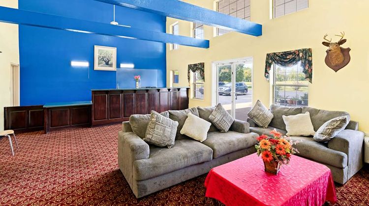 Americas Best Value Inn & Suites Lobby