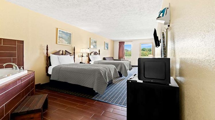Americas Best Value Inn & Suites Room