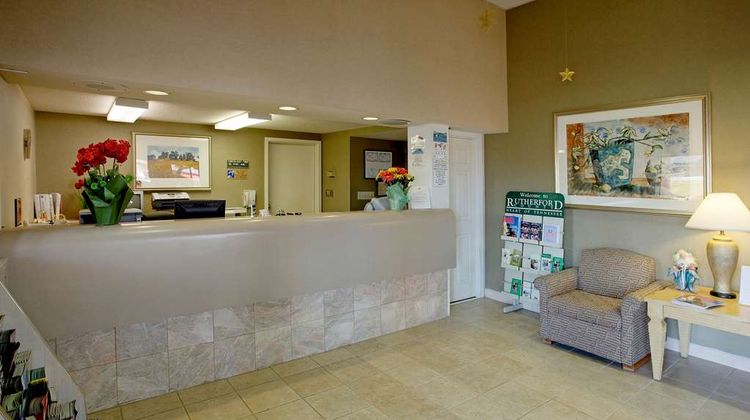 Americas Best Value Inn Lobby
