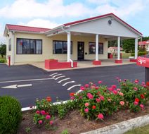 Americas Best Value Inn Exterior