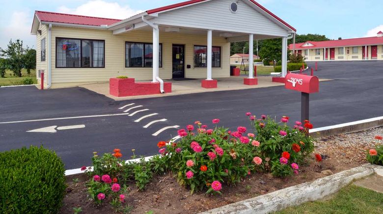 <b>Americas Best Value Inn Exterior</b>. Images powered by <a href="https://iceportal.shijigroup.com/" title="IcePortal" target="_blank">IcePortal</a>.