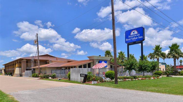 Americas Best Value Inn Exterior