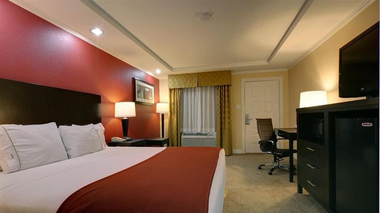 Americas Best Value Inn Room