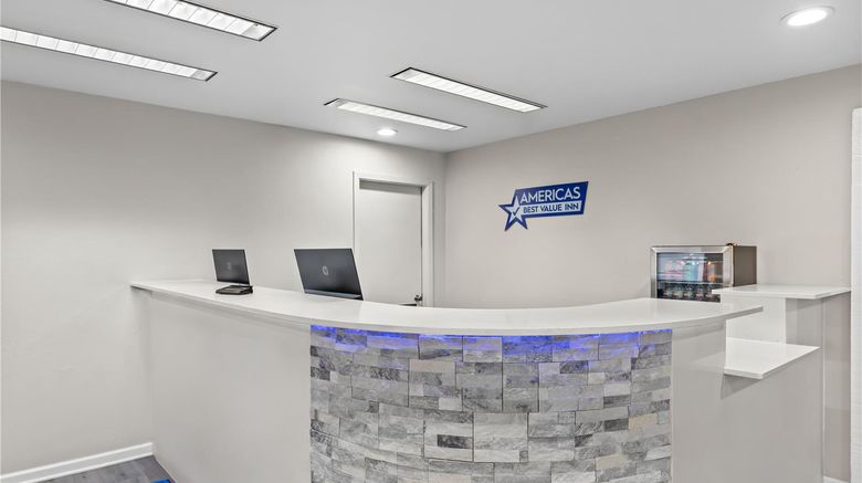 <b>Americas Best Value Inn Lobby</b>. Images powered by <a href="https://iceportal.shijigroup.com/" title="IcePortal" target="_blank">IcePortal</a>.