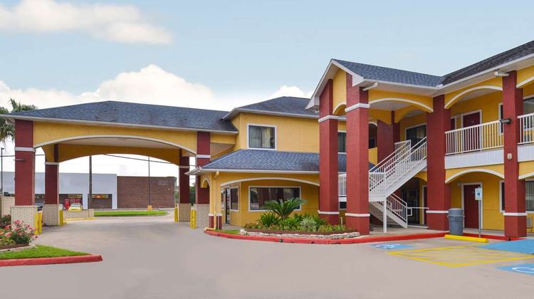 Americas Best Value Inn Baytown Exterior