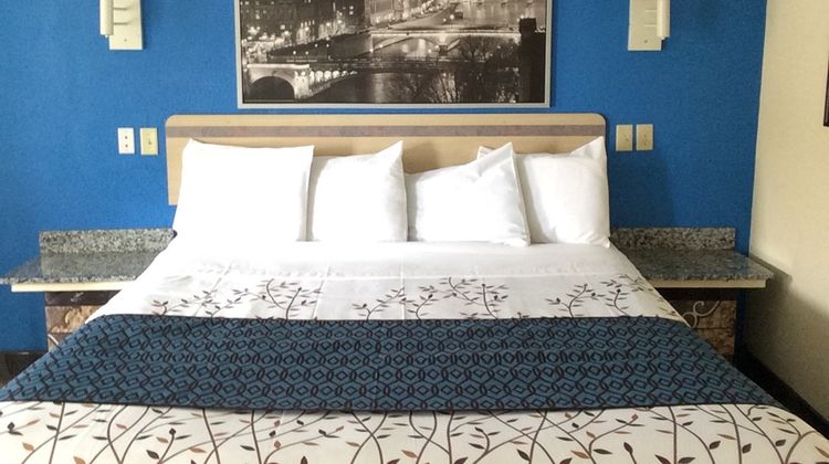American Choice Inn Room
