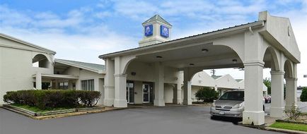 American Choice Inn Exterior