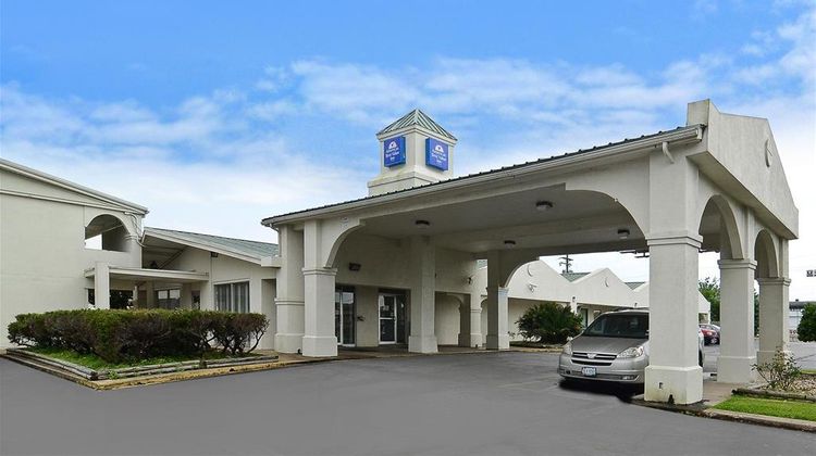 American Choice Inn Exterior