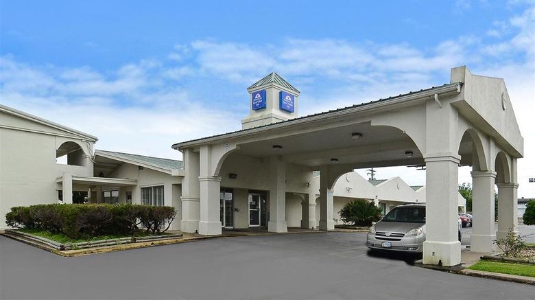 <b>American Choice Inn Exterior</b>. Images powered by <a href="https://iceportal.shijigroup.com/" title="IcePortal" target="_blank">IcePortal</a>.