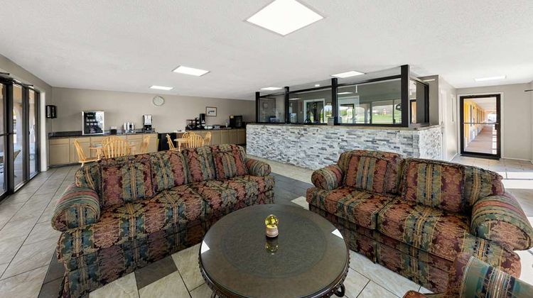 Americas Best Value Inn/5 Star Inn Lobby