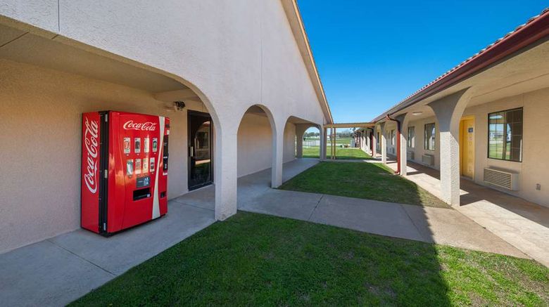 <b>Americas Best Value Inn/5 Star Inn Exterior</b>. Images powered by <a href="https://iceportal.shijigroup.com/" title="IcePortal" target="_blank">IcePortal</a>.