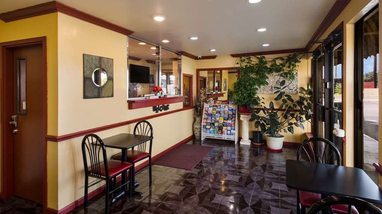 Americas Best Value Inn Lobby