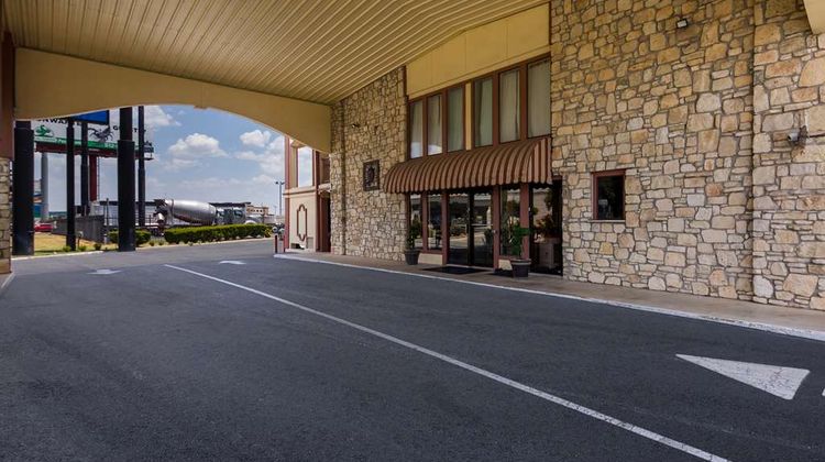 Americas Best Value Inn Exterior