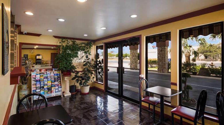 <b>Americas Best Value Inn Lobby</b>. Images powered by <a href="https://iceportal.shijigroup.com/" title="IcePortal" target="_blank">IcePortal</a>.