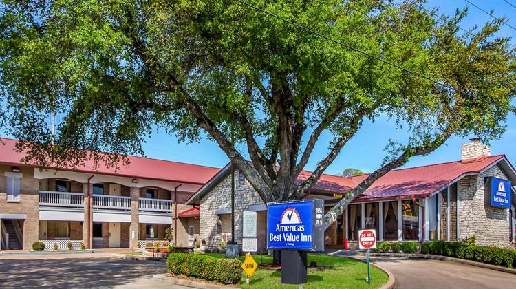 Americas Best Value Inn Columbus Exterior