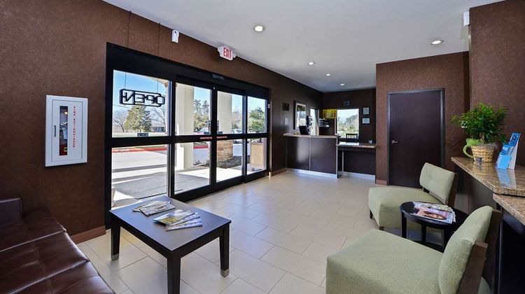 Americas Best Value Inn Lobby