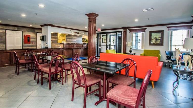 <b>Americas Best Value Inn Lobby</b>. Images powered by <a href="https://iceportal.shijigroup.com/" title="IcePortal" target="_blank">IcePortal</a>.