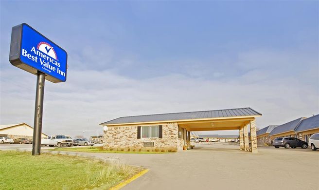 Americas Best Value Inn Exterior