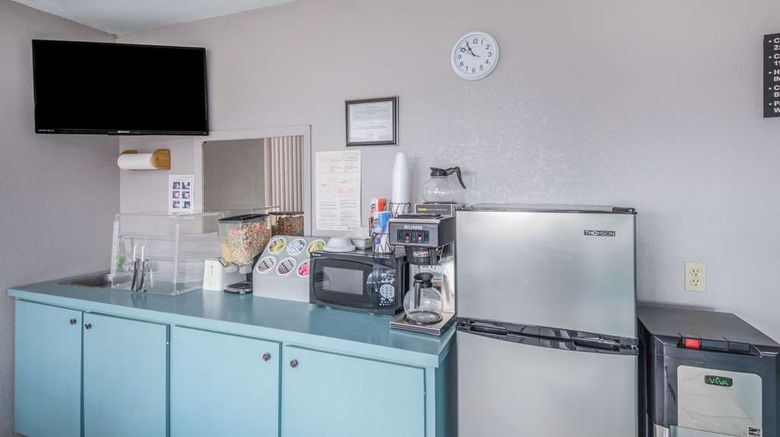 <b>Americas Best Value Inn - Giddings Restaurant</b>. Images powered by <a href="https://iceportal.shijigroup.com/" title="IcePortal" target="_blank">IcePortal</a>.