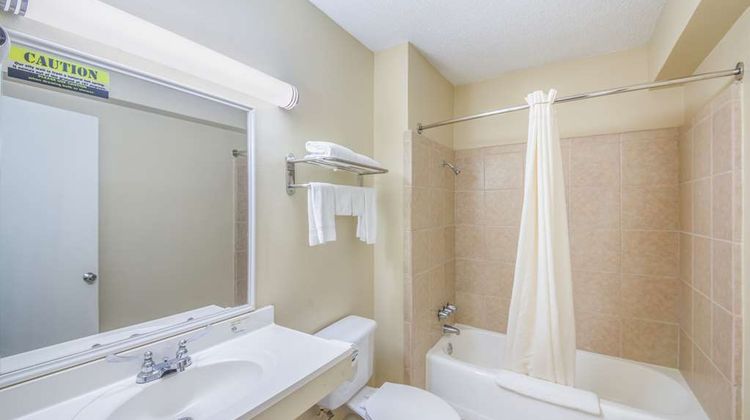 Americas Best Value Inn - Giddings Room