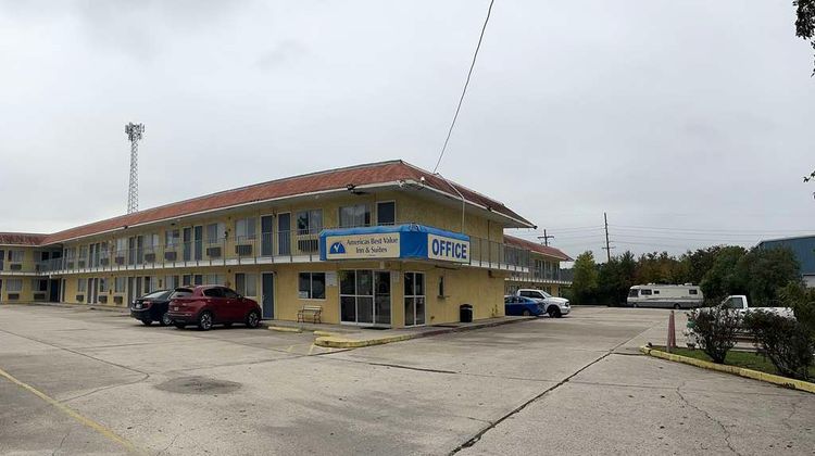 Americas Best Value Inn Exterior