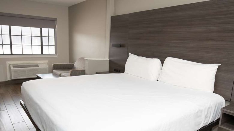 <b>Americas Best Value Inn Room</b>. Images powered by <a href="https://iceportal.shijigroup.com/" title="IcePortal" target="_blank">IcePortal</a>.