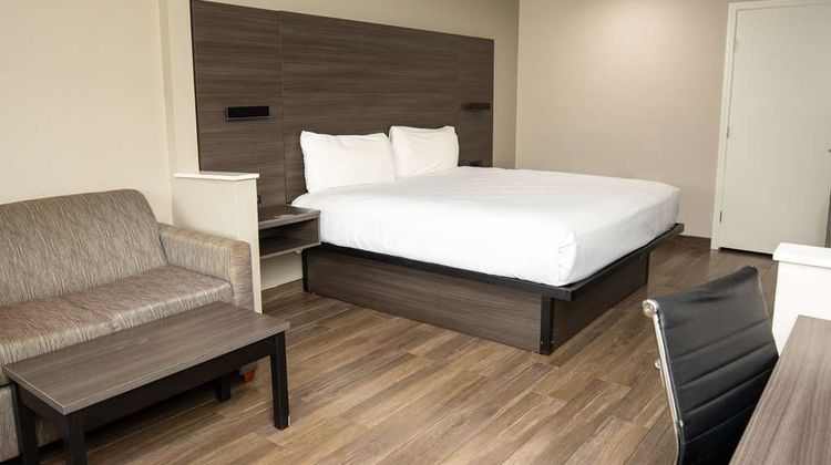 Americas Best Value Inn Room