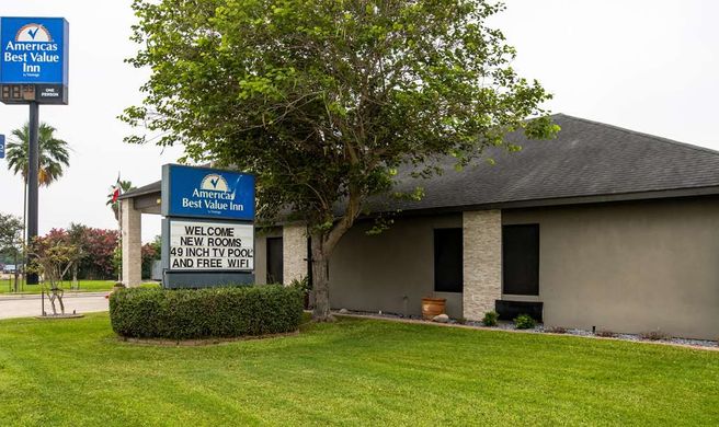 Americas Best Value Inn Exterior