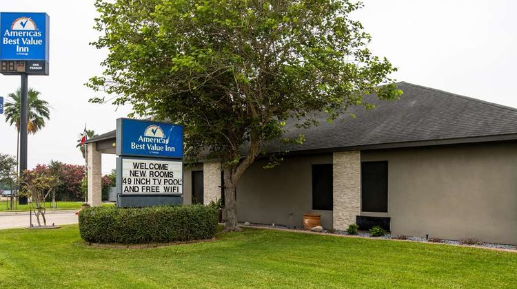 Americas Best Value Inn Exterior