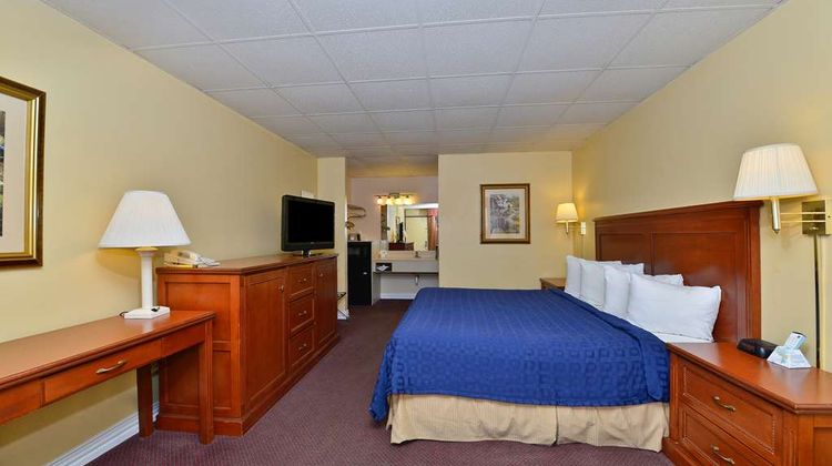 Americas Best Value Inn Room