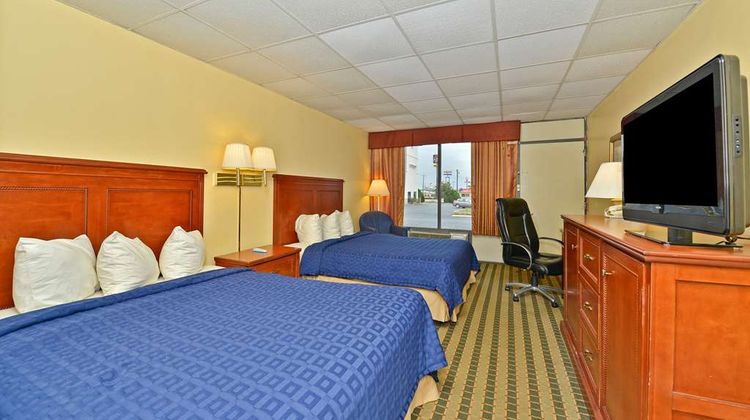 Americas Best Value Inn Room