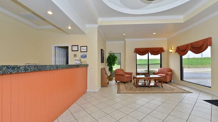 Americas Best Value Inn Lobby