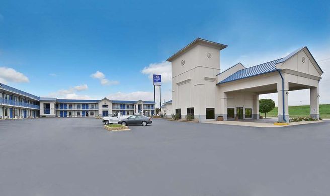 Americas Best Value Inn Exterior