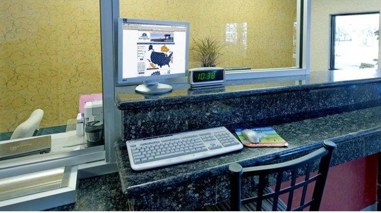 <b>Americas Best Value Inn/Suites-FM 1960 Other</b>. Images powered by <a href="https://iceportal.shijigroup.com/" title="IcePortal" target="_blank">IcePortal</a>.