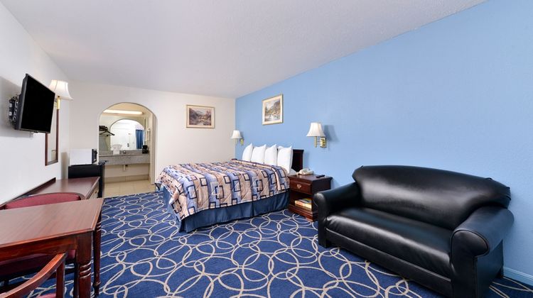 Americas Best Value Inn & Suite NW Room
