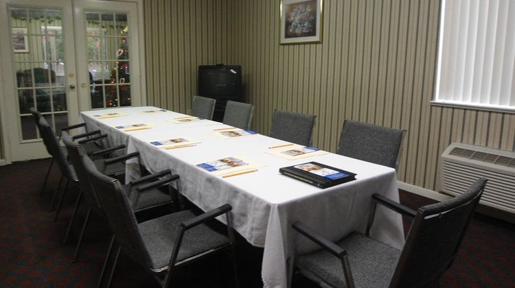 Americas Best Value Inn & Suite NW Meeting