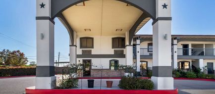 Americas Best Value Inn Exterior
