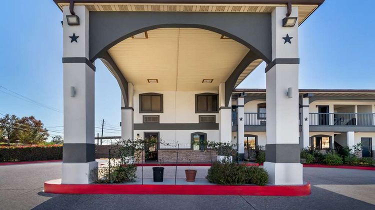 Americas Best Value Inn Exterior