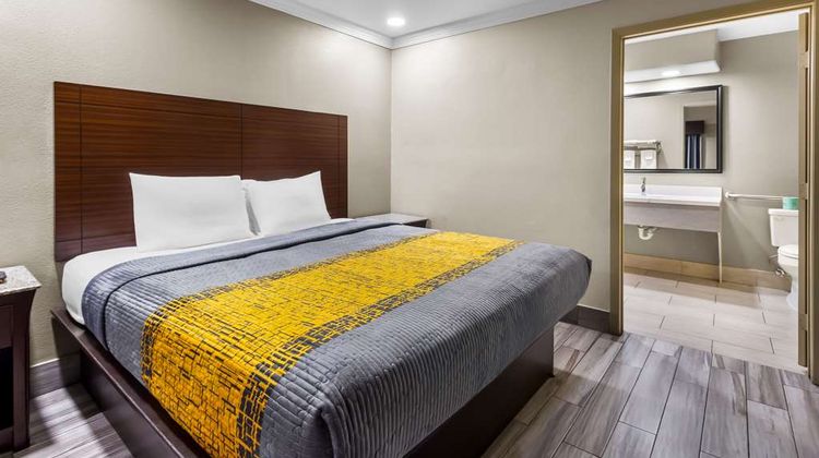 Americas Best Value Inn Room